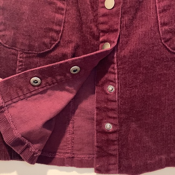 Never Worn Brandy Melville corduroy burgundy skirt - Picture 7 of 7